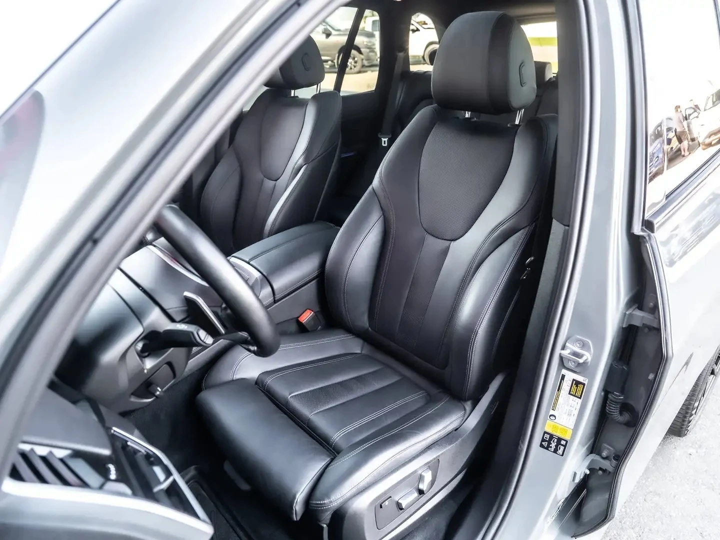 BMW X5 xDrive40i M Premium pkg ЦЕНА ДО БГ АВТОКРЕДИТ, снимка 9 - Автомобили и джипове - 55940719