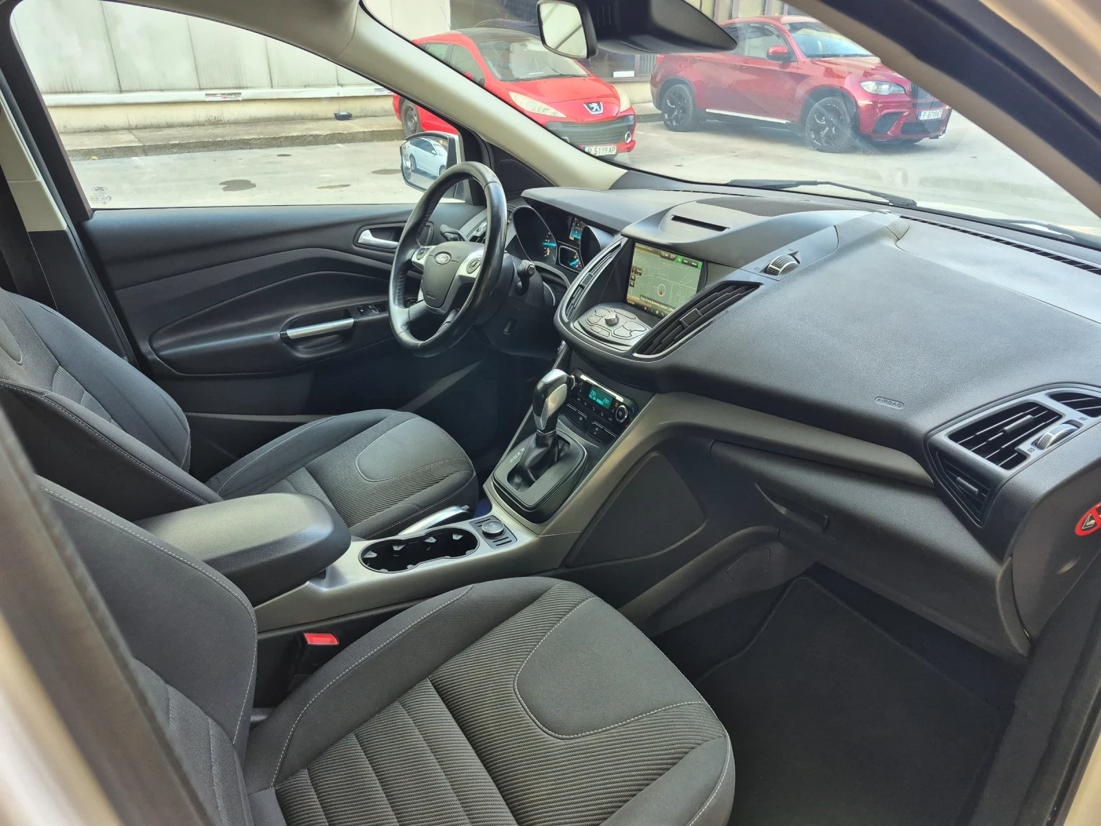 Ford Kuga 4х4  АВТОМАТИК, снимка 17 - Автомобили и джипове - 55942907
