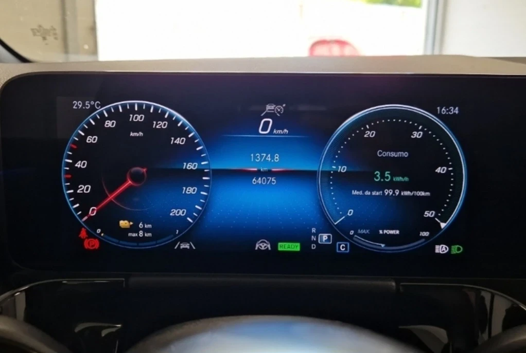 Mercedes-Benz EQA !!!ОЧАКВАН ВНОС!!! 250 PREMIUM PLUS 190hp, снимка 8 - Автомобили и джипове - 56117666