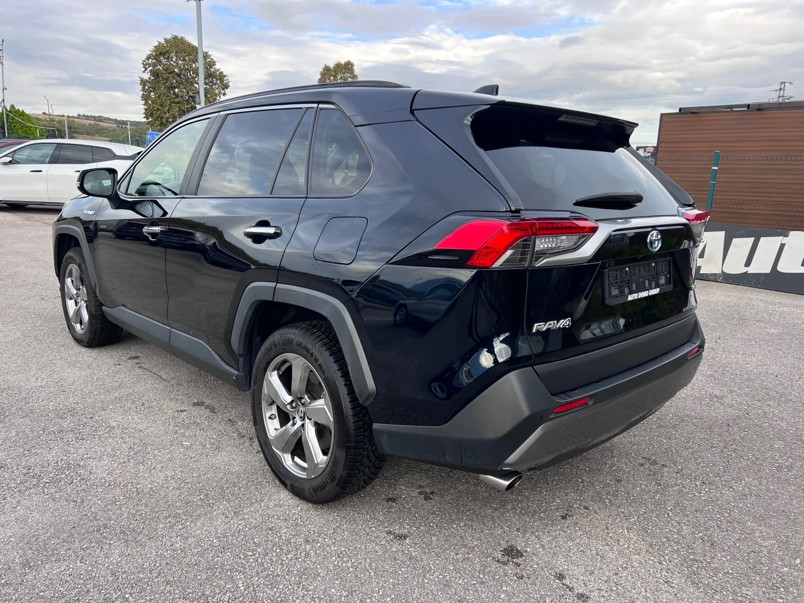 Toyota Rav4 2.5 Hibrid* JBL* Key Less* , снимка 5 - Автомобили и джипове - 56266327