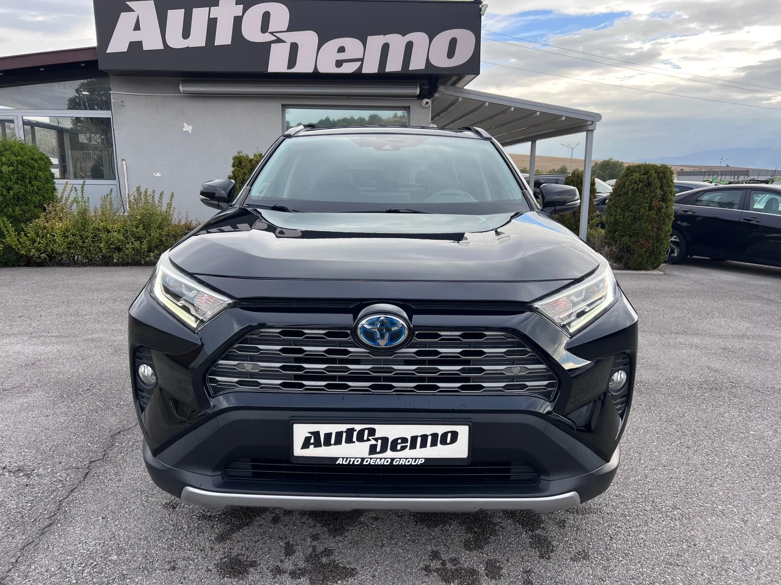 Toyota Rav4 2.5 Hibrid* JBL* Key Less* , снимка 2 - Автомобили и джипове - 56266327