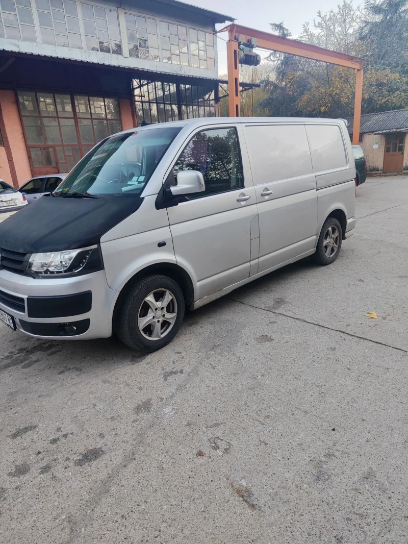 VW T5, снимка 3 - Бусове и автобуси - 52245685