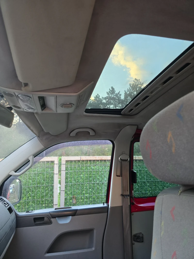 VW T5, снимка 2 - Бусове и автобуси - 52282647