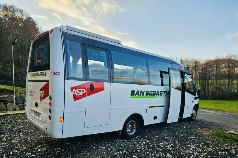 Iveco Daily Unvi , снимка 5 - Бусове и автобуси - 52777260