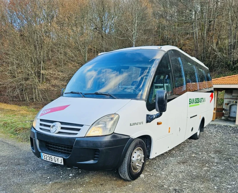 Iveco Daily Unvi , снимка 2 - Бусове и автобуси - 52777260