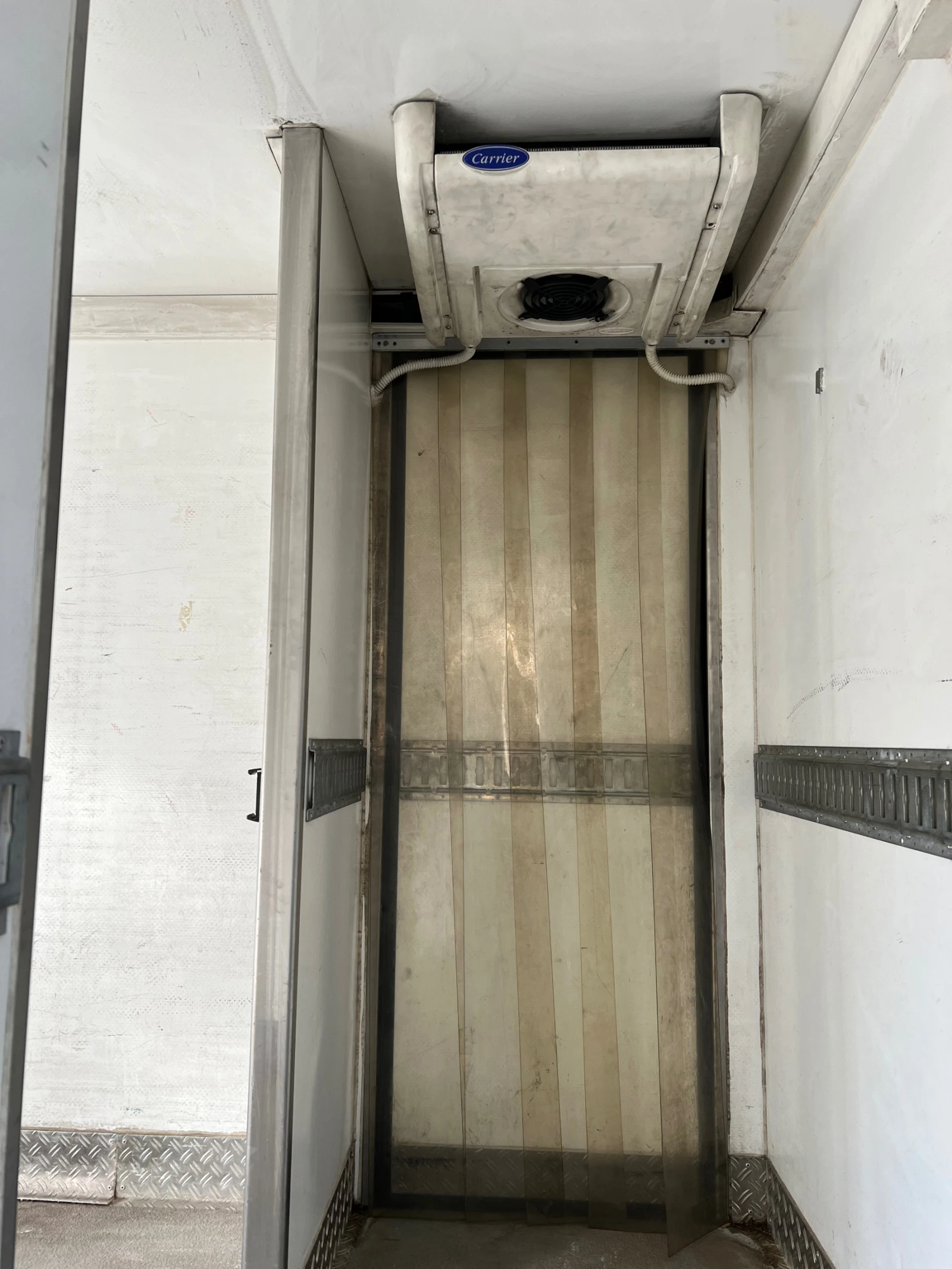 Renault Maxity    -    | Mobile.bg   16