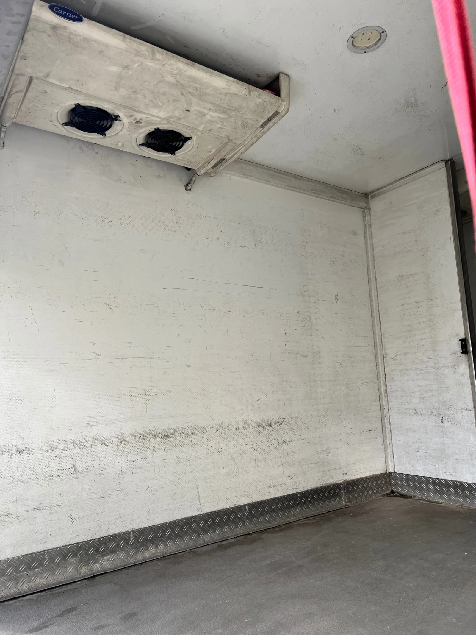 Renault Maxity    -    | Mobile.bg   17