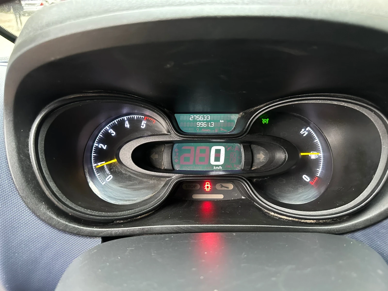 Opel Vivaro 1.6CDTI Euro6B, снимка 12 - Бусове и автобуси - 54221920