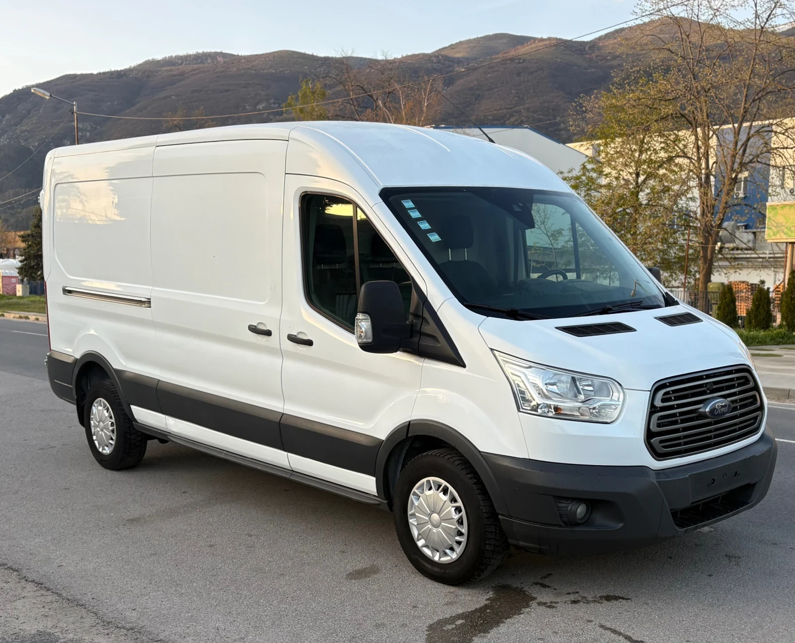 Ford Transit КЛИМА! 208, 000км!!! ТОП Състояние!, снимка 2 - Бусове и автобуси - 54231041