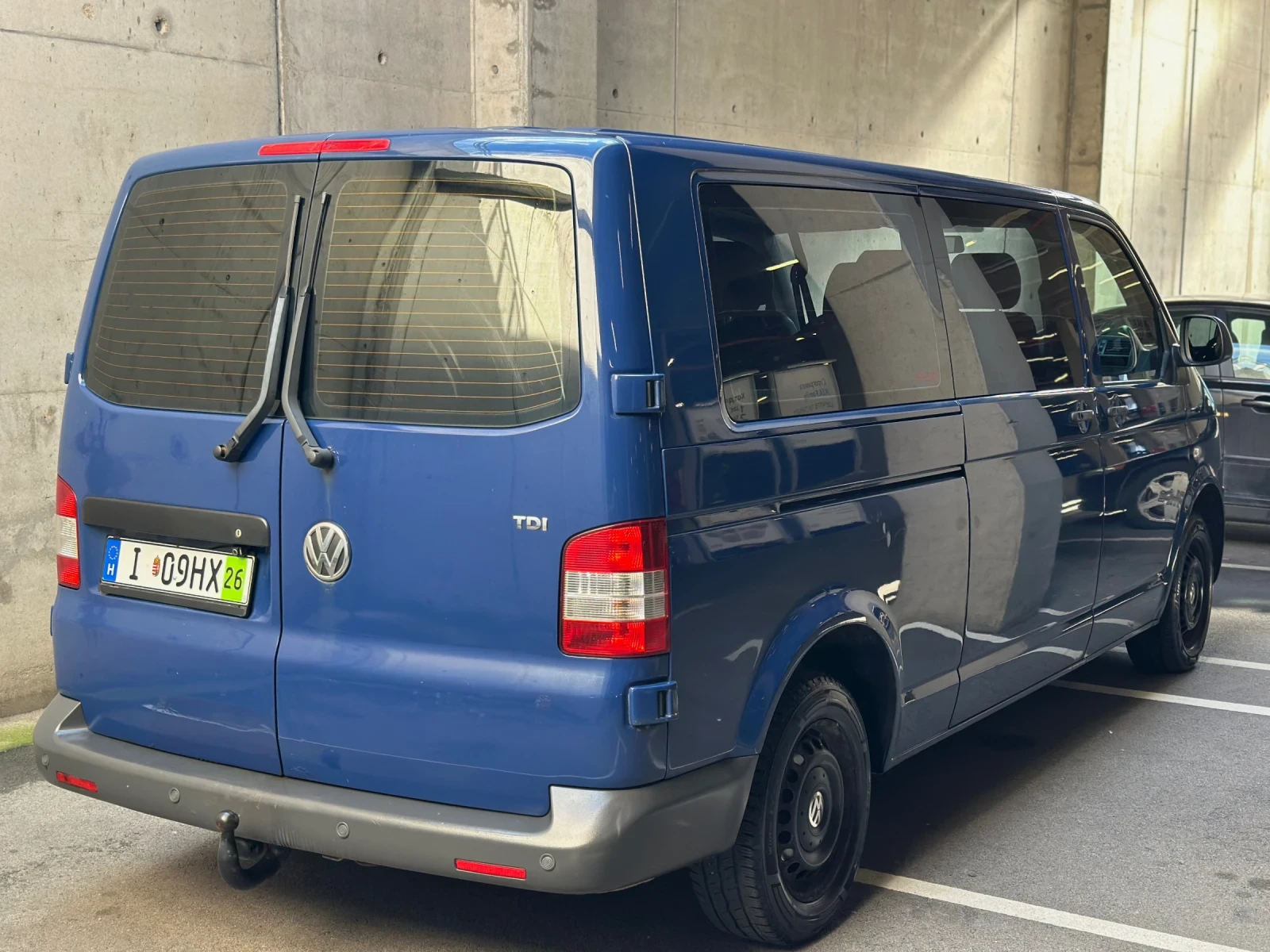 VW T5 9Места/140HP/LONG/Сервизна история, снимка 5 - Бусове и автобуси - 54662178