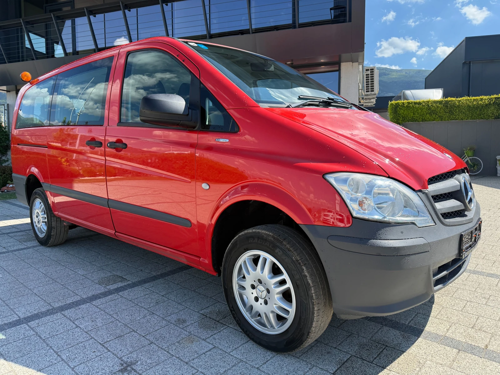 Mercedes-Benz Vito 113CDI 4x4 9-местен Клима Long , снимка 2 - Бусове и автобуси - 54954997