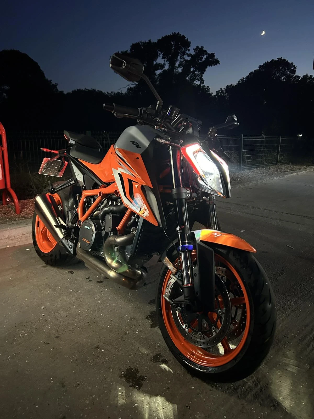 Ktm Super Duke 1290 - изображение 4