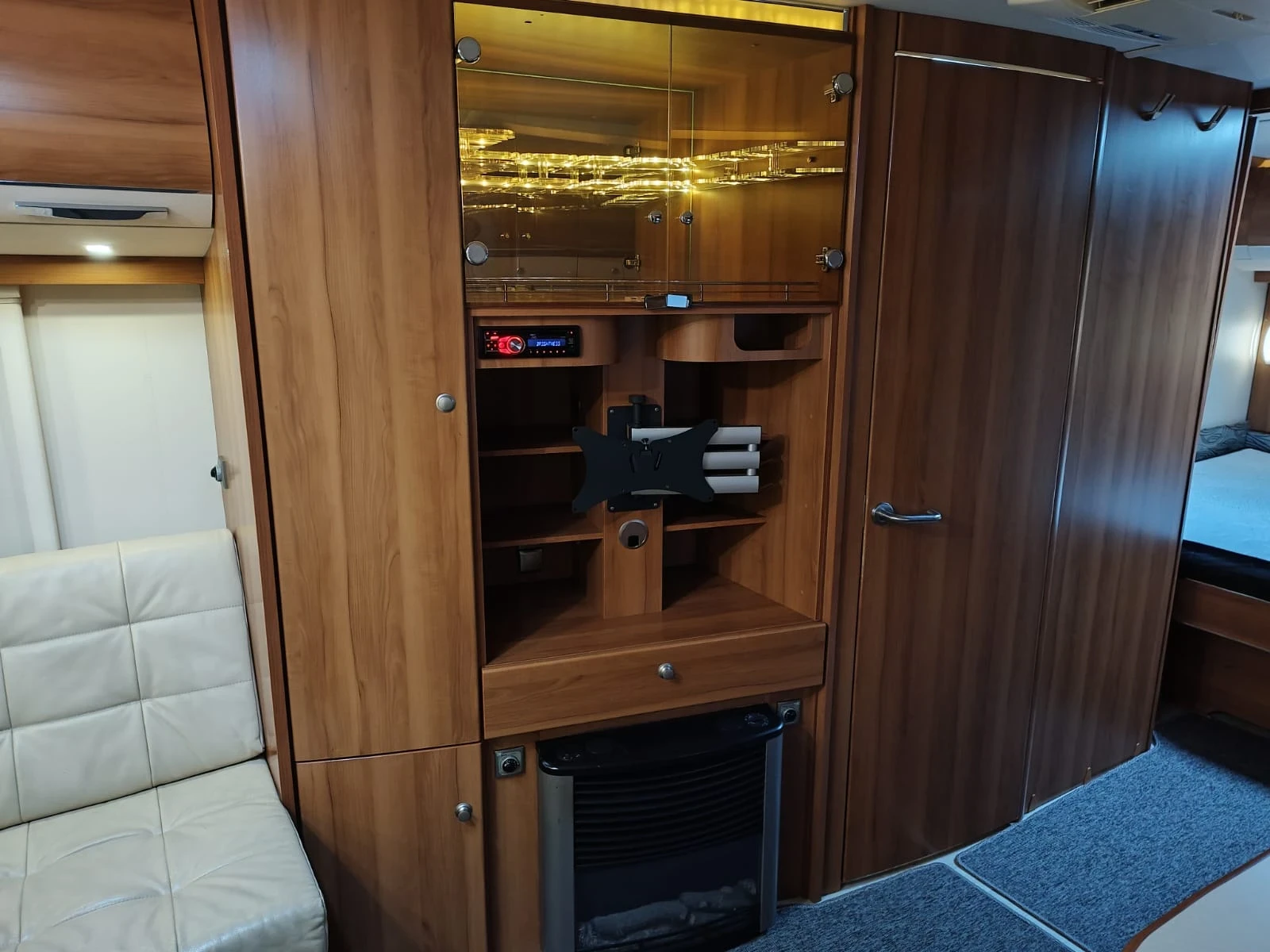 Каравана Fendt DIAMANT 650 - изображение 7