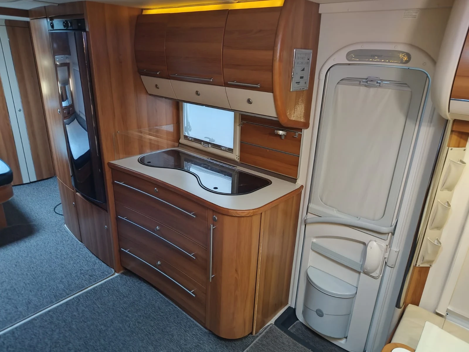 Каравана Fendt DIAMANT 650 - изображение 6