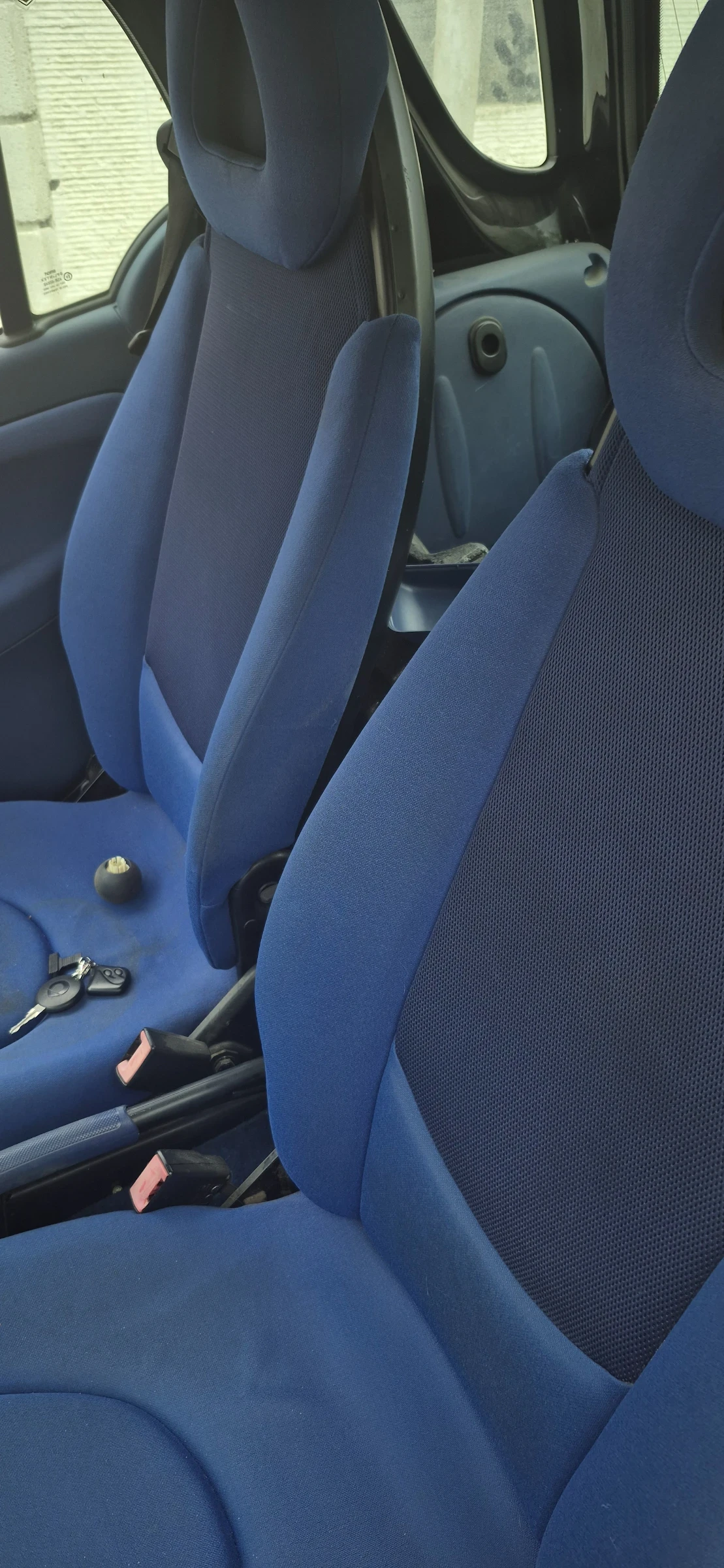 �� ����� ����� ��-01 0.600 � 45�.�.������ 11 �.2000�. | Mobile.bg � ����������� 16