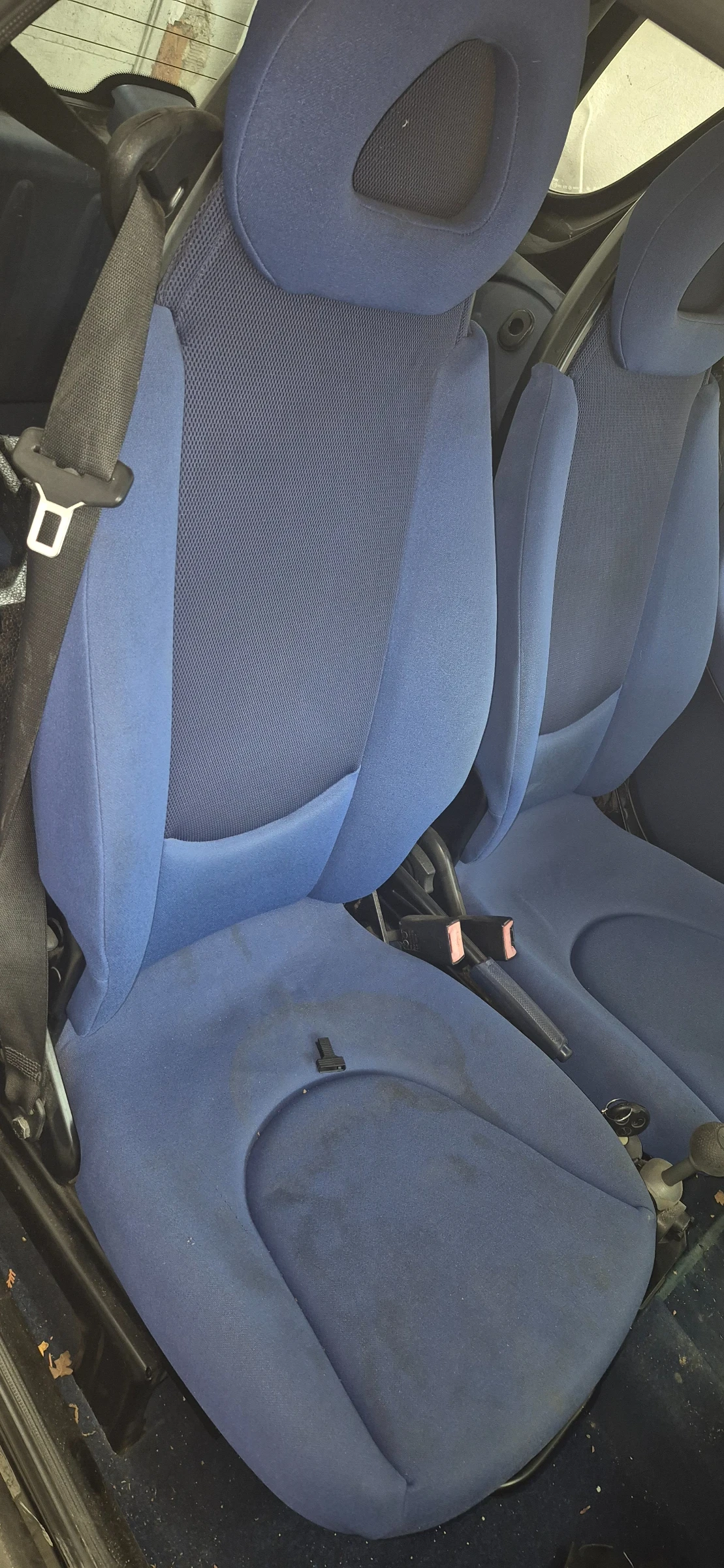 �� ����� ����� ��-01 0.600 � 45�.�.������ 11 �.2000�. | Mobile.bg � ����������� 7