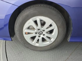 Toyota Prius 1.8E, снимка 5