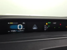 Toyota Prius 1.8E, снимка 8