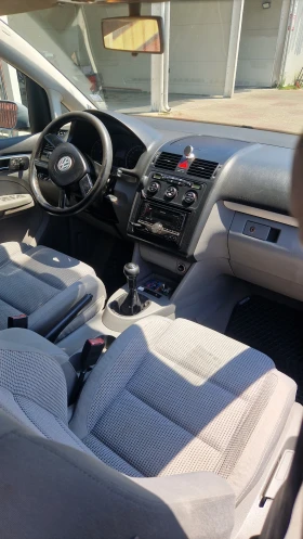 VW Touran 2.0 140, снимка 7