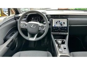 Lexus LBX Comfort, снимка 9