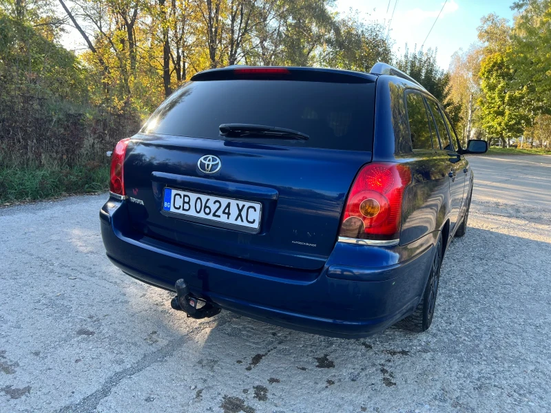 Toyota Avensis 1.8 ГАЗ АВТОМАТ, снимка 9 - Автомобили и джипове - 47586644