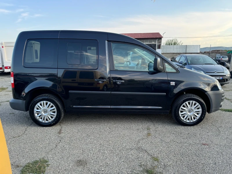 VW Caddy 1.6i Life, снимка 5 - Автомобили и джипове - 45538875