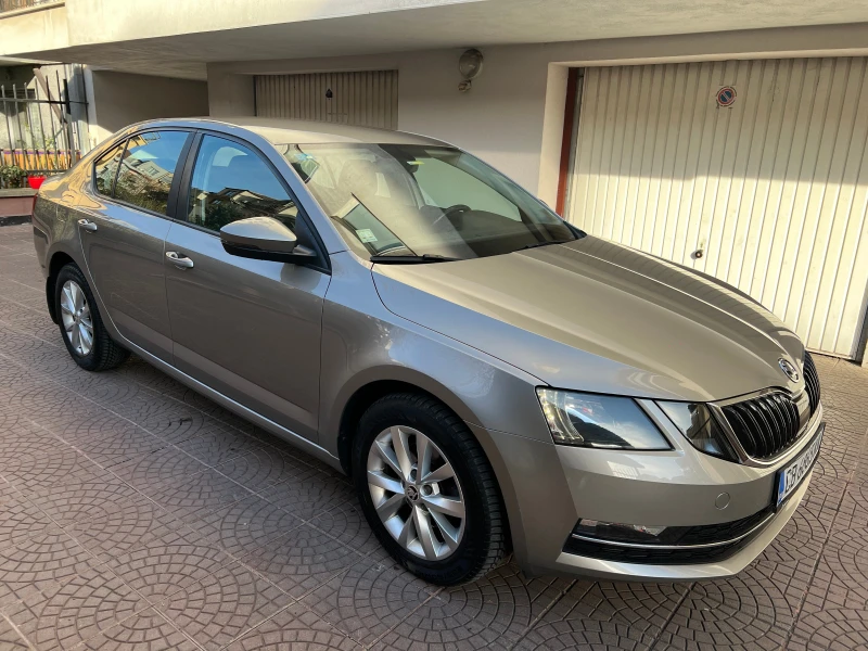 Skoda Octavia, снимка 17 - Автомобили и джипове - 48327525