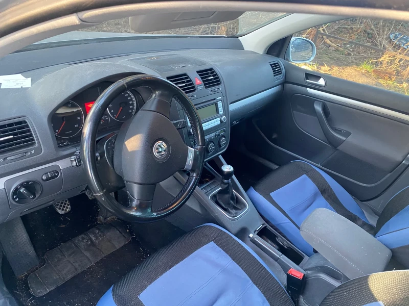 VW Golf 1.4, снимка 7 - Автомобили и джипове - 48408739