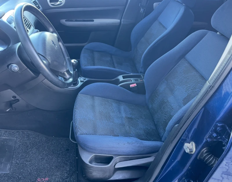 Peugeot 307 1, 6i GPL, климатрон., ел.пак., борд., обслужен-от, снимка 14 - Автомобили и джипове - 49325935