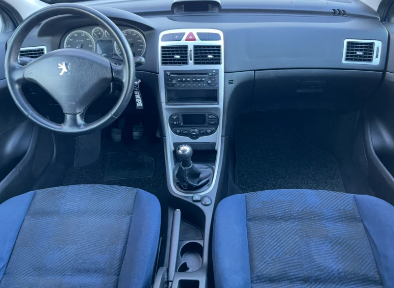 Peugeot 307 1, 6i GPL, климатрон., ел.пак., борд., обслужен-от, снимка 11 - Автомобили и джипове - 49325935