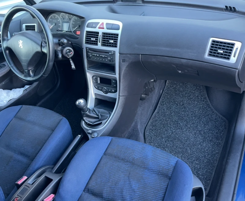 Peugeot 307 1, 6i GPL, климатрон., ел.пак., борд., обслужен-от, снимка 8 - Автомобили и джипове - 49325935
