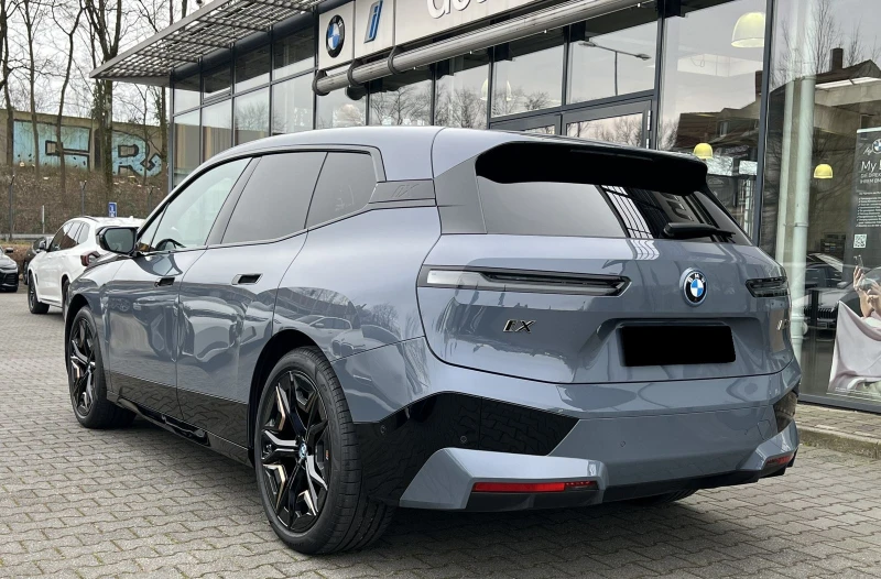 BMW iX M60 = Sky Lounge= Гаранция, снимка 2 - Автомобили и джипове - 49479020