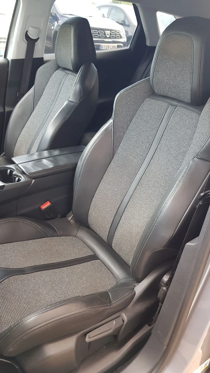 Peugeot 3008 1.6HDI Allure, снимка 12 - Автомобили и джипове - 52543560
