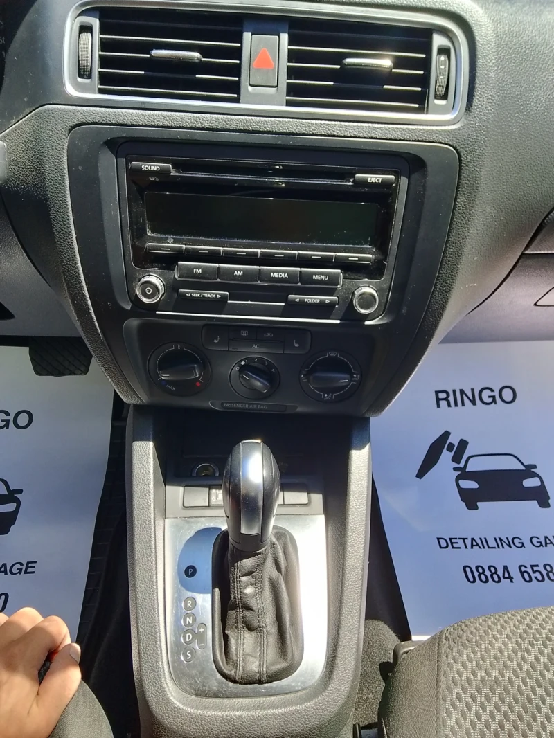 VW Jetta VW Jetta Газ-бензин, снимка 8 - Автомобили и джипове - 52245441