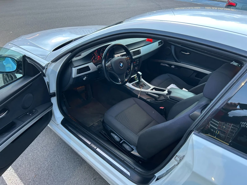 BMW 320, снимка 5 - Автомобили и джипове - 52543573