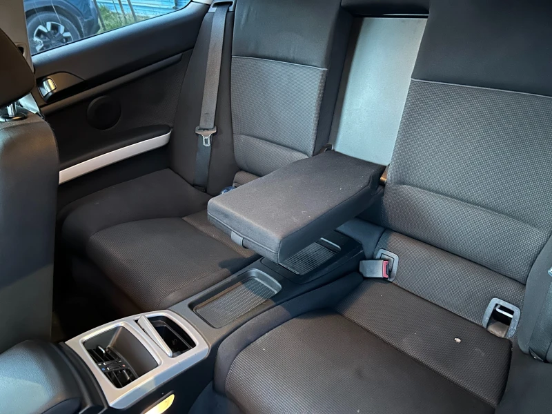 BMW 320, снимка 9 - Автомобили и джипове - 52543573