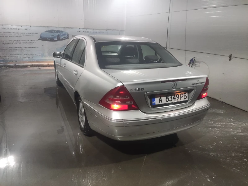 Mercedes-Benz C 180 kompressor ГАЗ, снимка 3 - Автомобили и джипове - 52778253