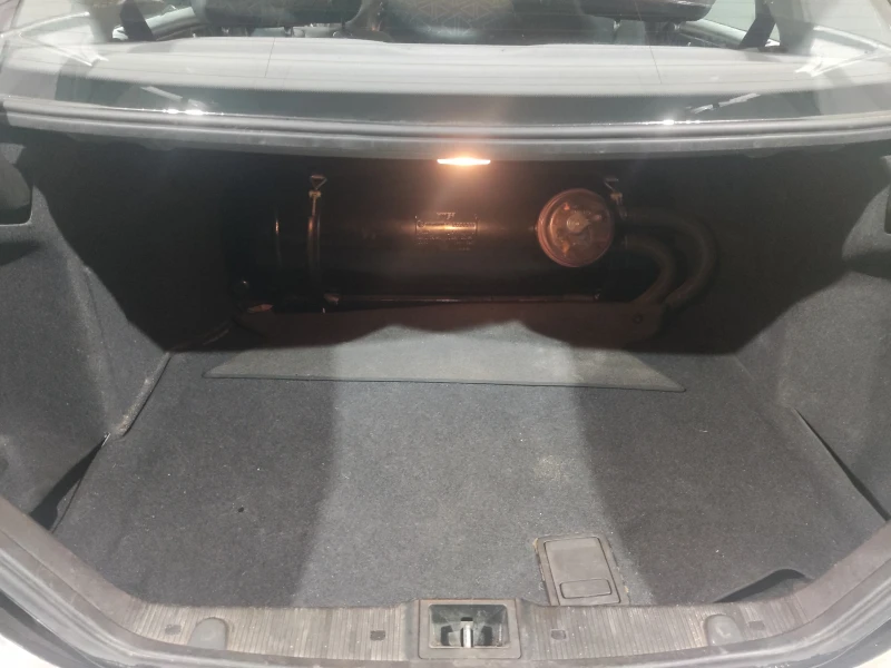 Mercedes-Benz C 180 kompressor ГАЗ, снимка 8 - Автомобили и джипове - 52778253