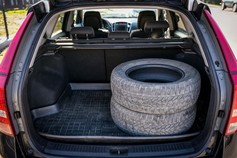 Kia Ceed, снимка 5 - Автомобили и джипове - 52847356