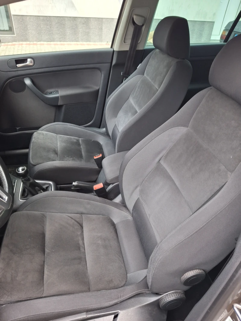 VW Golf Plus 1.6 tdi 105, снимка 8 - Автомобили и джипове - 52909906