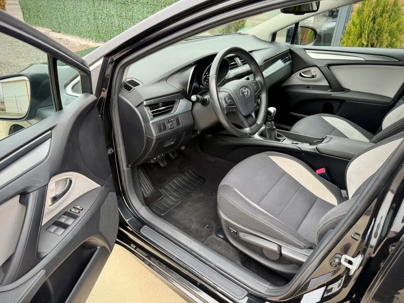 Toyota Avensis 1.8 VALVEMATIC* FACELIFT* EDITION-S+ , снимка 9 - Автомобили и джипове - 53457997