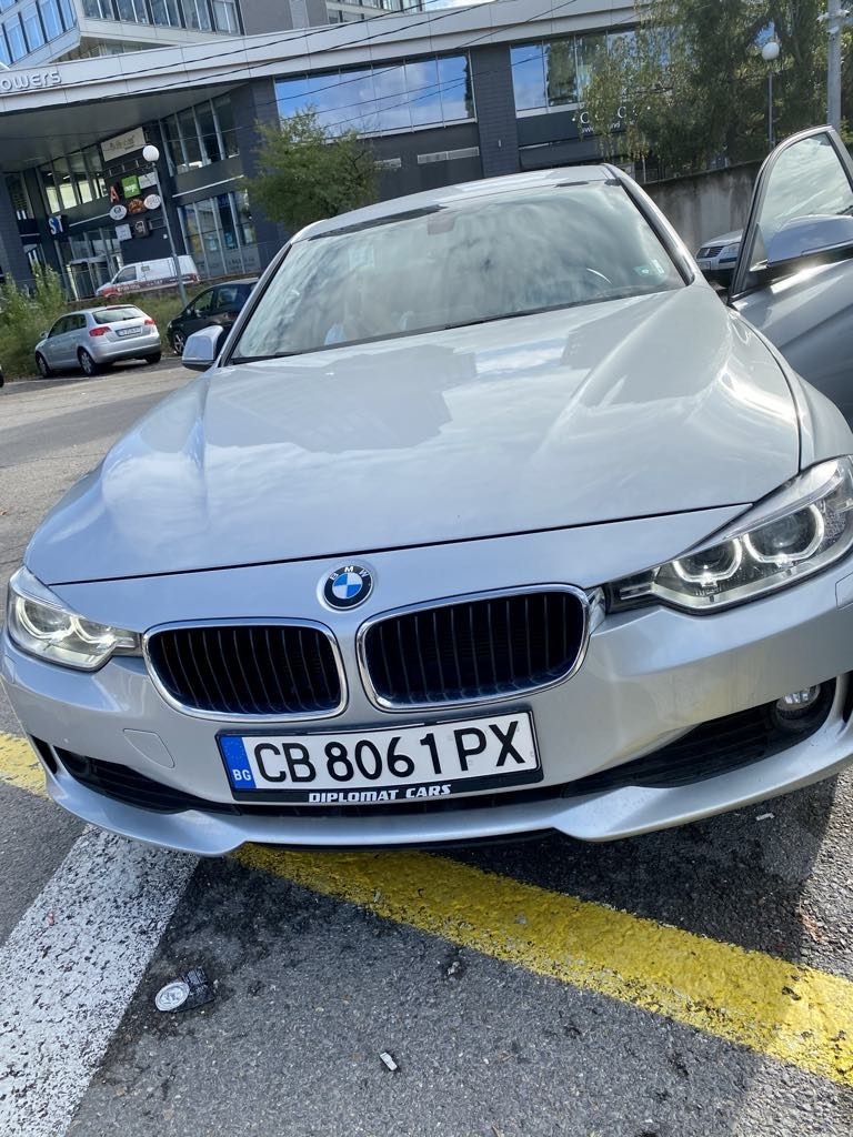 BMW 320 xDrive, снимка 1 - Автомобили и джипове - 46084168