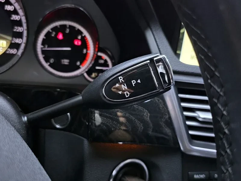 Mercedes-Benz E 220 CDI Avantgarde - изображение 9