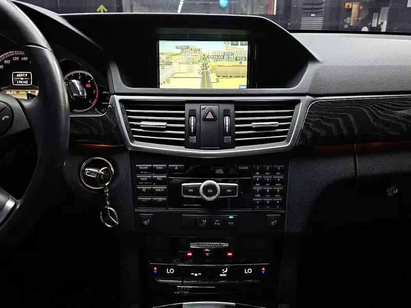 Mercedes-Benz E 220 CDI Avantgarde | Mobile.bg   14