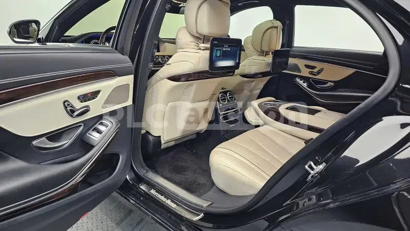 Mercedes-Benz S 560 BURMESTER* HUD* ОБДУХ* AMBIENT* TV* 360 CAM, снимка 10 - Автомобили и джипове - 53952884