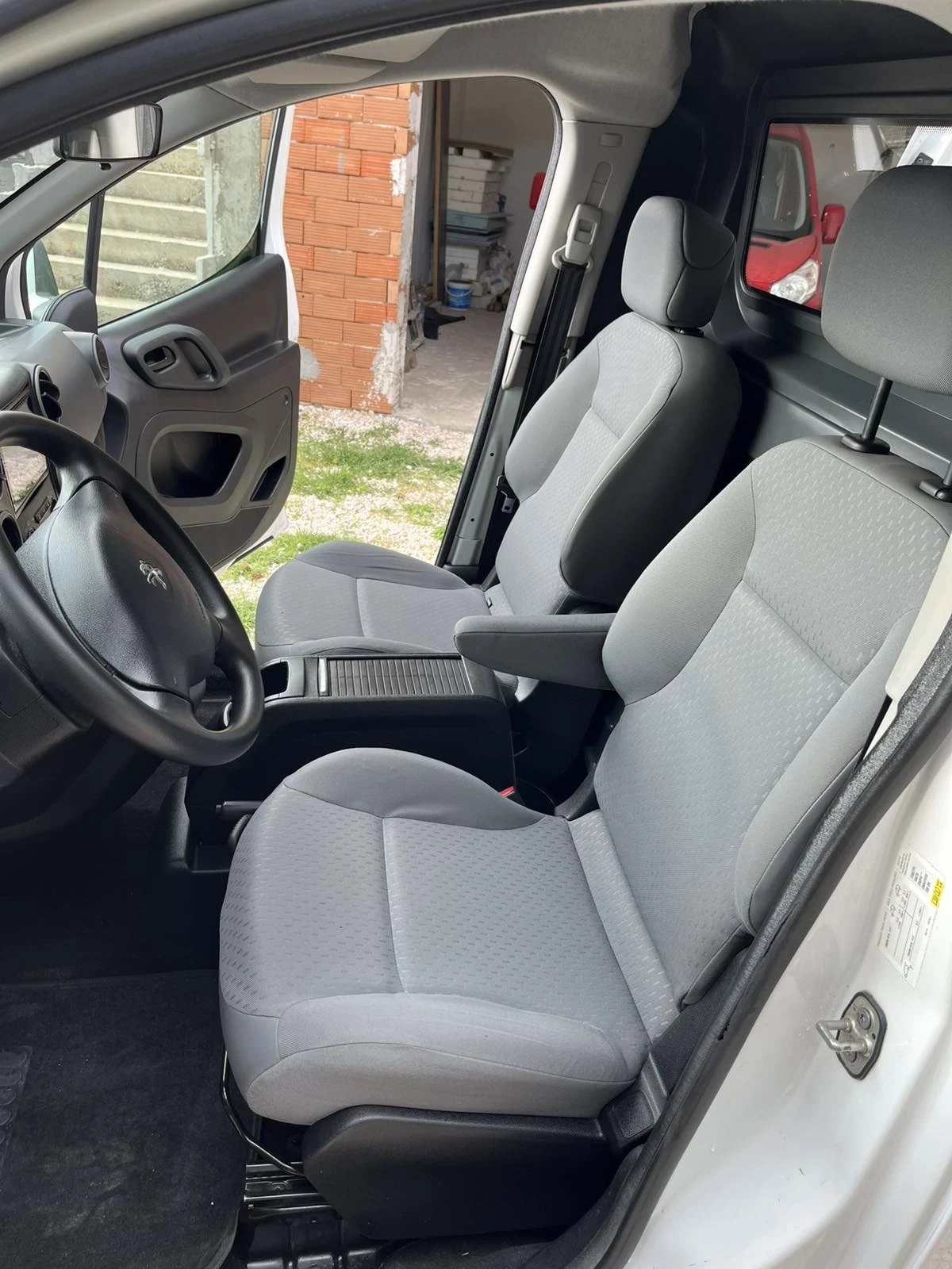 Peugeot Partner 1.6 /EURO5/ КАМЕРА - изображение 9