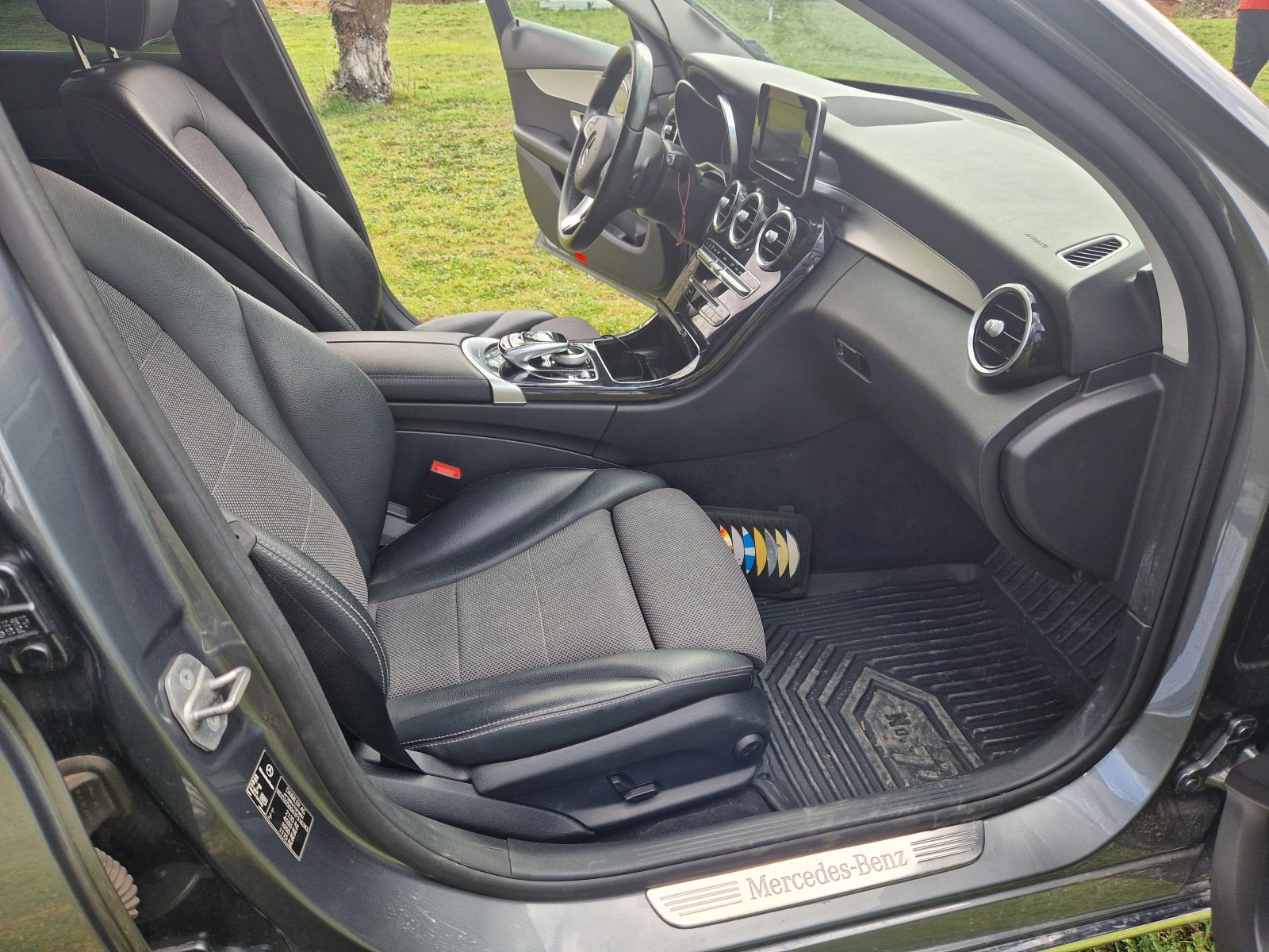 Mercedes-Benz C 220 2.2D/AVANTGARDE/ | Mobile.bg — изображение 12