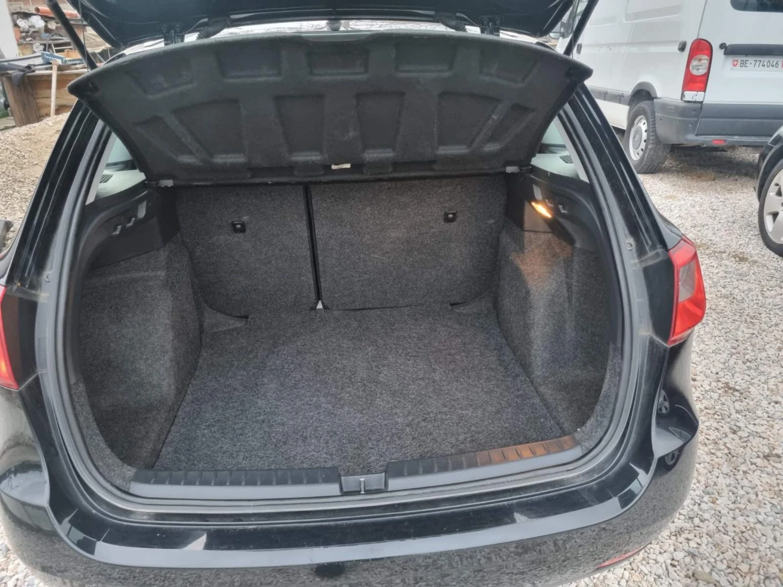 Seat Ibiza  - изображение 10