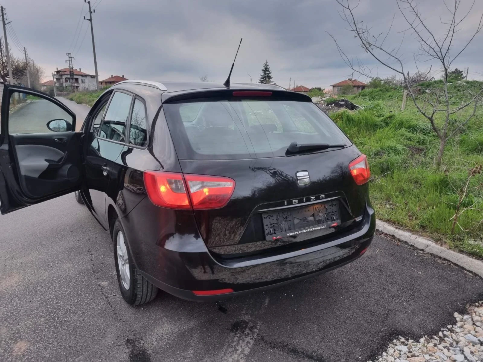 Seat Ibiza  - изображение 9