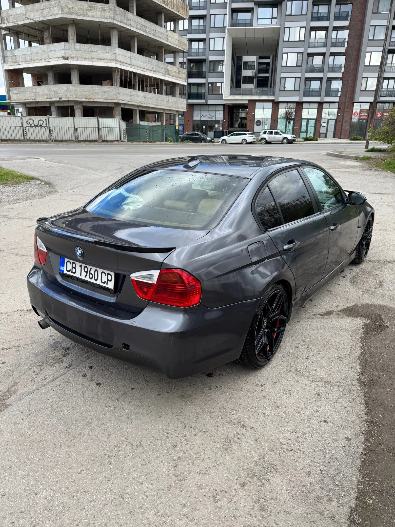 BMW 320  - изображение 2
